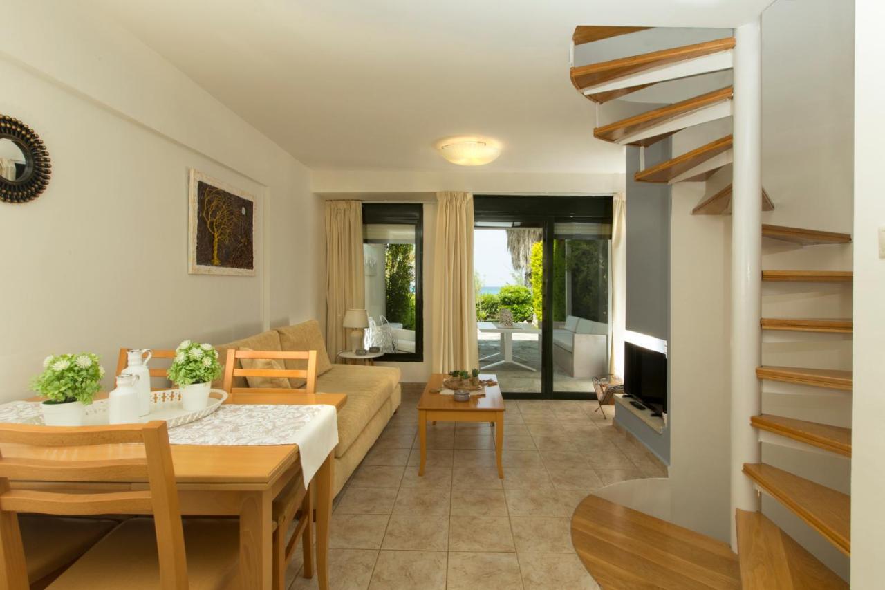 Villa Dihtia On The Sea เปฟโกโฮรี ภายนอก รูปภาพ